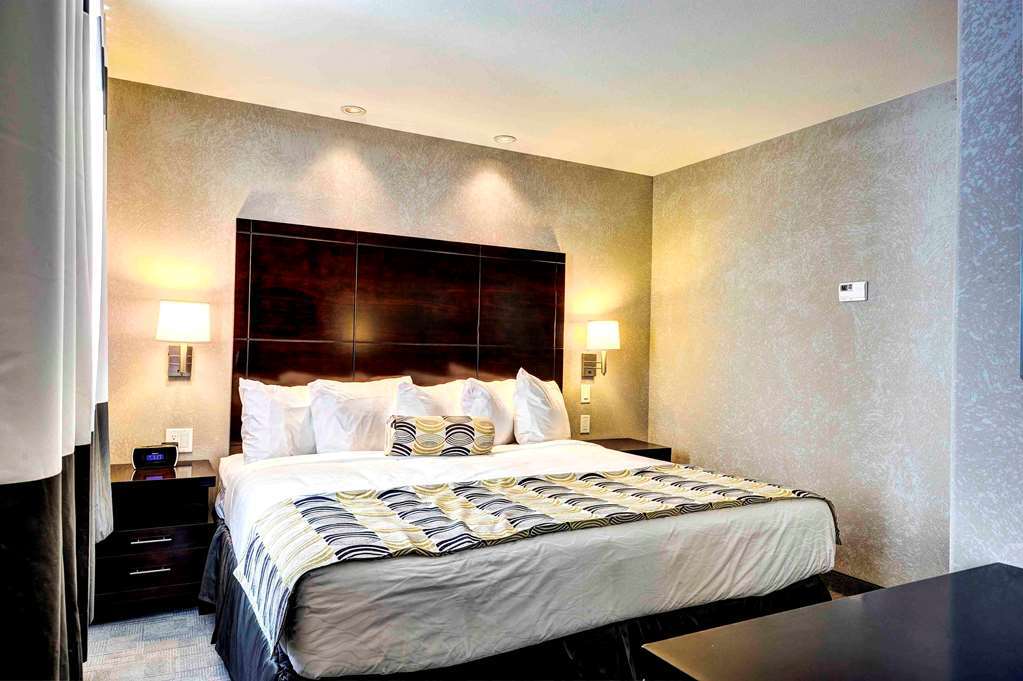 Home Inn & Suites - Swift Current Quarto foto